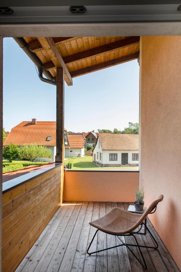 Hotel Altneudoerflerhof Bad Radkersburg Exterior photo