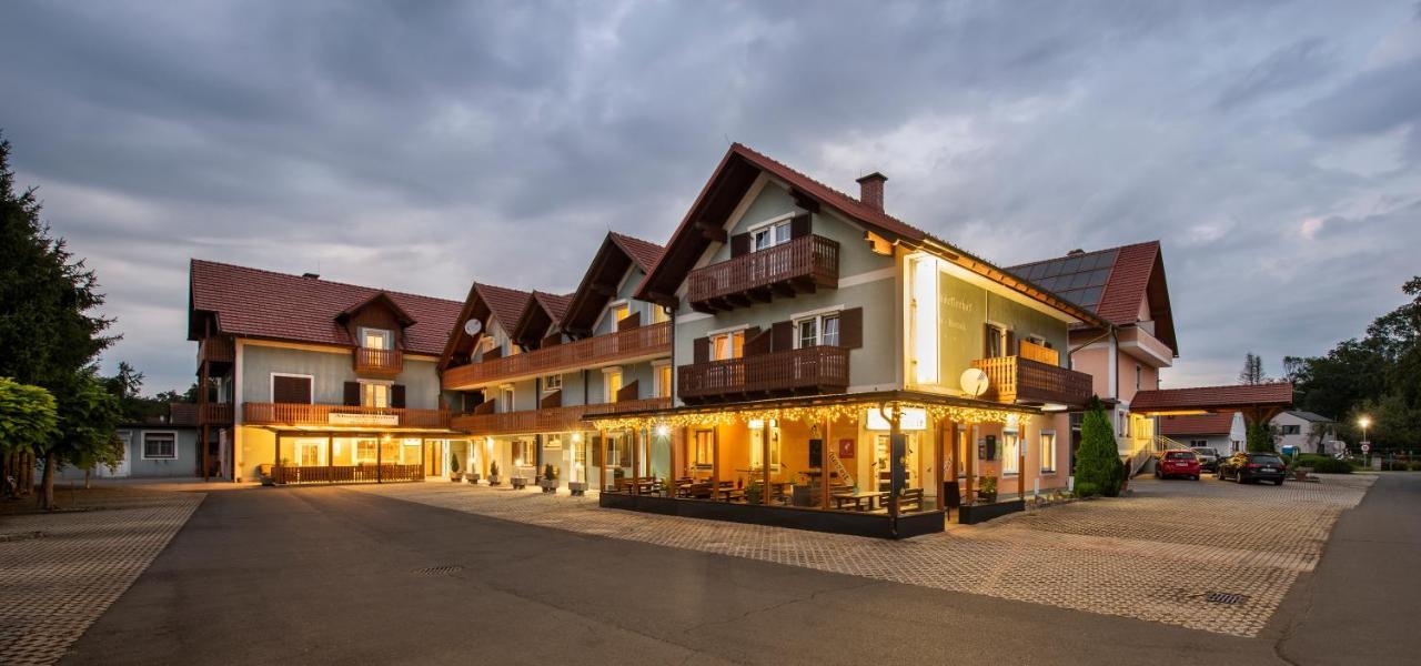 Hotel Altneudoerflerhof Bad Radkersburg Exterior photo