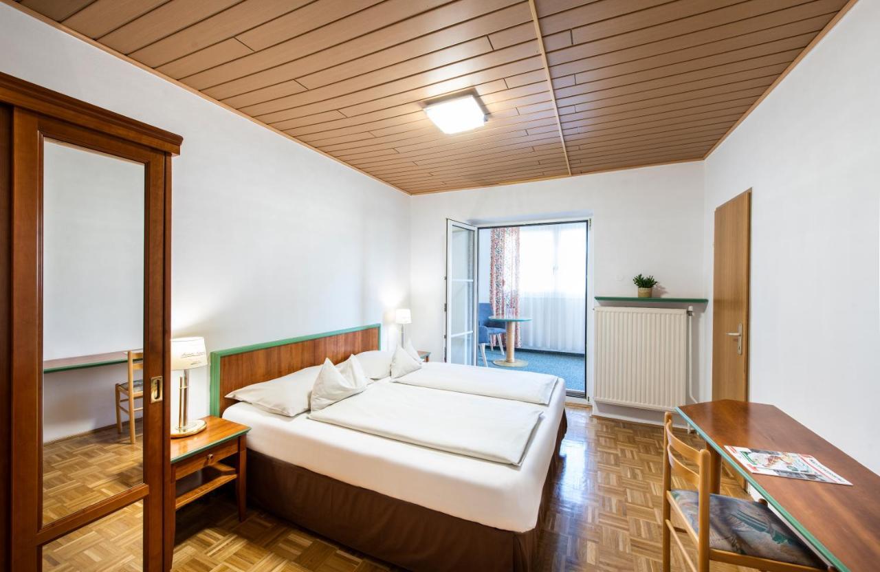 Hotel Altneudoerflerhof Bad Radkersburg Exterior photo